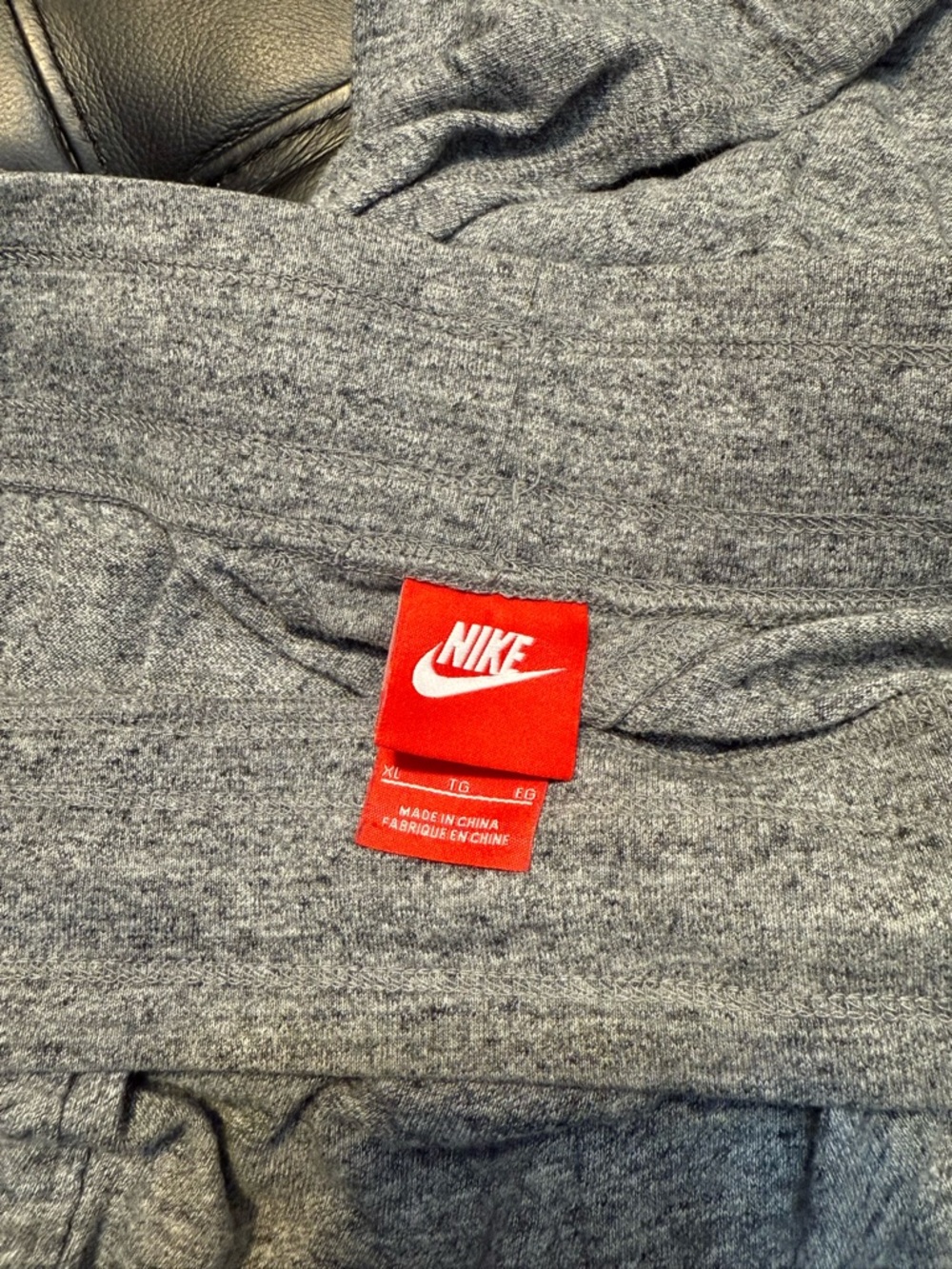 EUC Nike Wmns Cropped jogger Sz XL Lightweight Grey - Picture 6 of 6